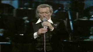 Andy Williams  MacArthur Park  Live 1978 [upl. by Harshman663]