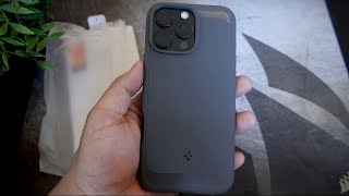 Spigen Rugged Armor Case iPhone 16 Pro Max [upl. by Nakada]