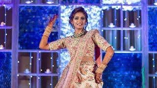 Brides Sangeet Dance Dedicated to MOM amp DAD  Dilbaro  Aisa Kyun Maa  Bride Choreography [upl. by Sinnylg753]