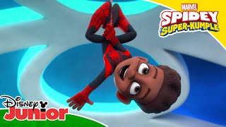 Dwóch SpiderManów  Spidey i superkumple  Disney Junior Polska [upl. by Nnael]