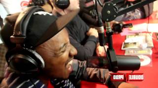 Soprano en freestyle avec La Fouine à Skyrock [upl. by Puttergill]