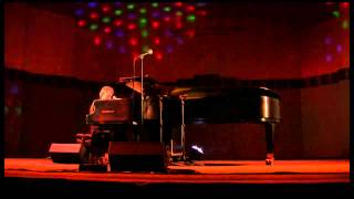 Jimmy Webb  quotMacArthur Parkquot live  MacArthur Park [upl. by Legin]